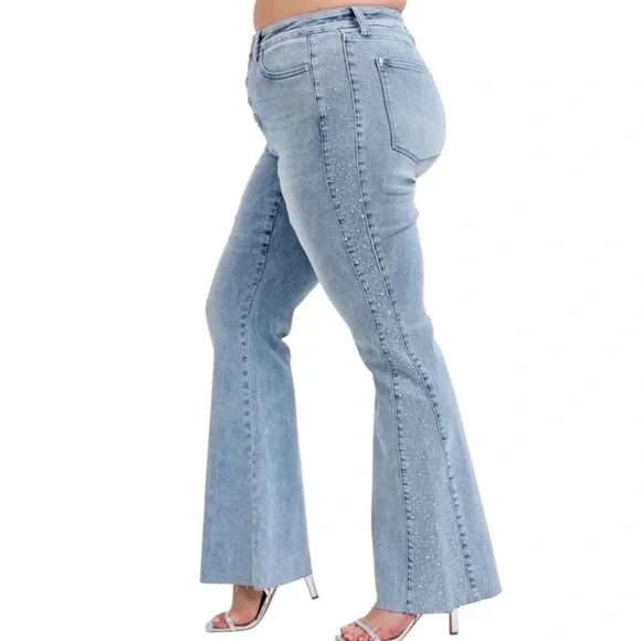 Judy Blue Full Size Mid Rise Rhinestone Side Panel Detail Flare Jeans Plus Size - Picture 6 of 15